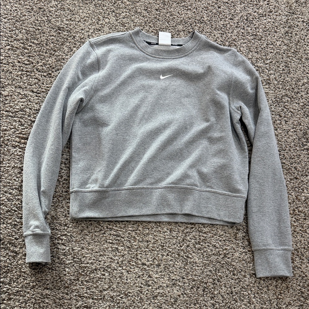 Nike Women’s Gray Crewneck Sweatshirt, small